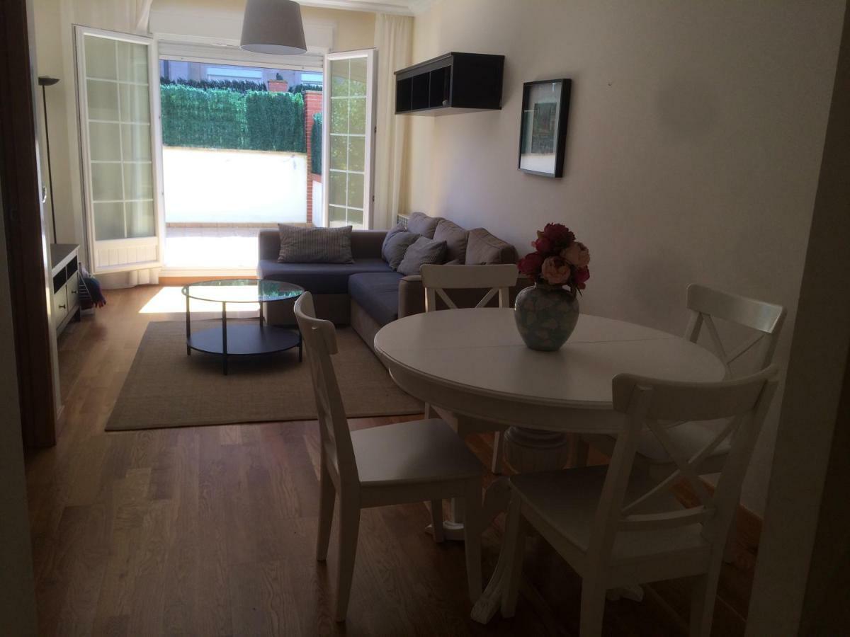 Apartamento Con Terraza Y Jardin En باكيو المظهر الخارجي الصورة